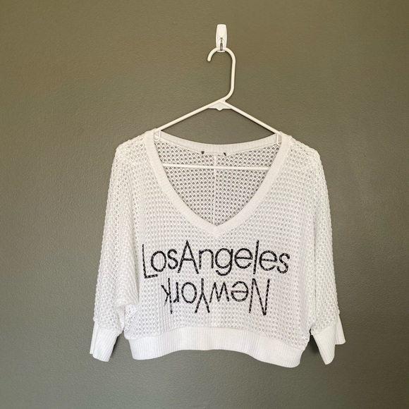 WHITE KNITTED CROP TOP - LA & NY - Picture 1 of 2